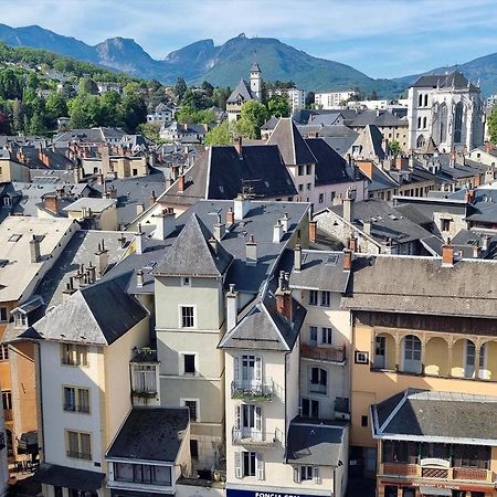 Logement Autour De Moi * * * * * Chambéry Exterior foto